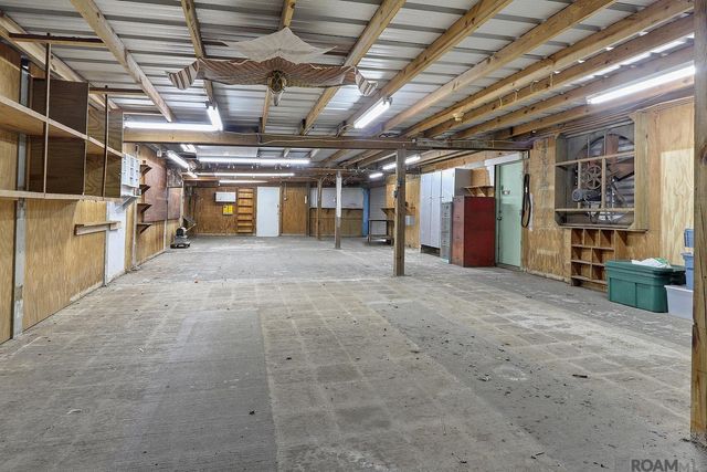 11590 N Harrells Ferry Rd, Baton Rouge, LA 70816