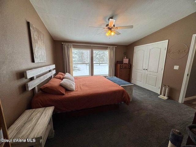 4062 W Seasons RD, Rathdrum, ID 83858
