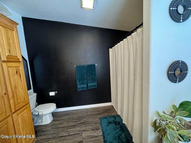 4062 W Seasons RD, Rathdrum, ID 83858