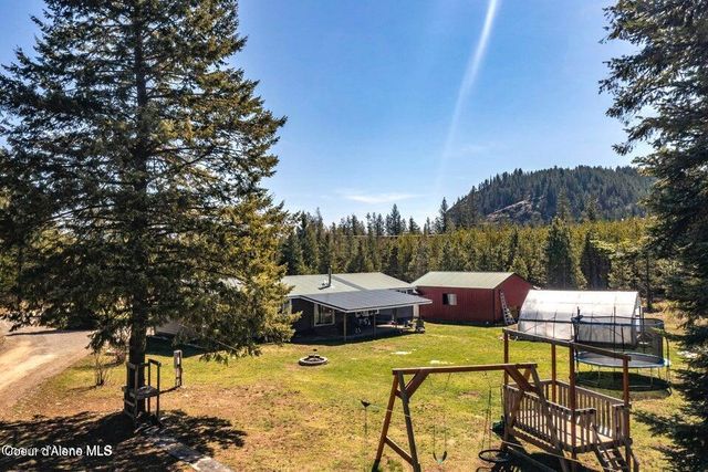 4062 W Seasons RD, Rathdrum, ID 83858