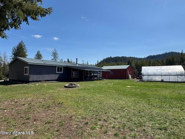 4062 W Seasons RD, Rathdrum, ID 83858