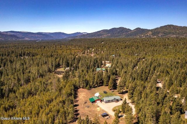 4062 W Seasons RD, Rathdrum, ID 83858