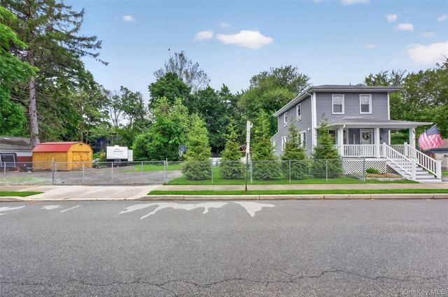 18 Ellis Avenue, Newburgh, NY 12550