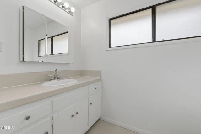 6073 Fremont Street, Ventura, CA 93003