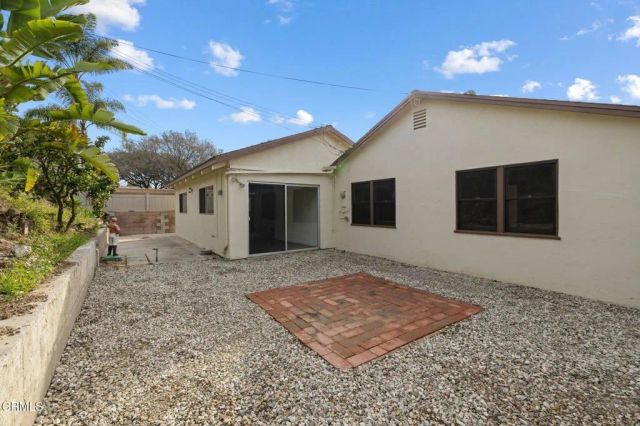 6073 Fremont Street, Ventura, CA 93003