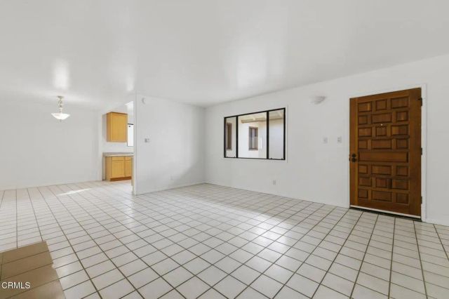 6073 Fremont Street, Ventura, CA 93003