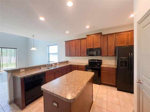 4644 DORAL PARK AVENUE, Kissimmee, FL 34758