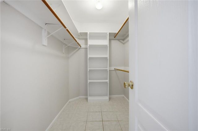 970 Nicklaus DR, Newport News, VA 23602