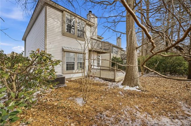 970 Nicklaus DR, Newport News, VA 23602