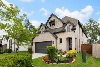 221 Sky Top Drive, Montgomery, TX 77316