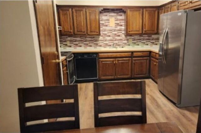 1713 Windhill Avenue, Edmond, OK 73034