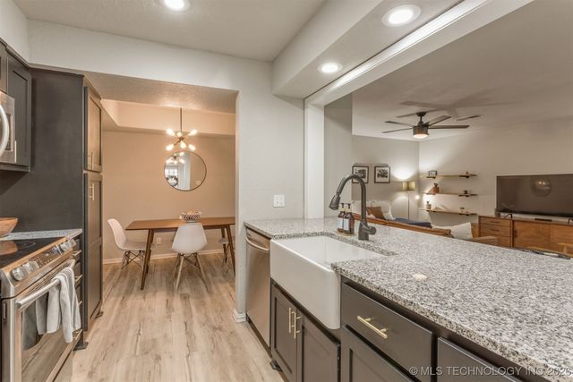 6370 S 80th East Avenue 39J, Tulsa, OK 74133