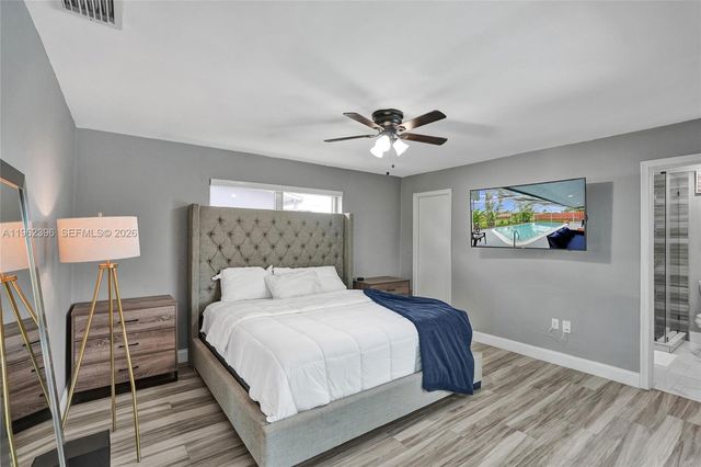 9774 NW 19th Pl, Sunrise, FL 33322