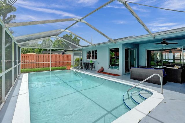 9774 NW 19th Pl, Sunrise, FL 33322