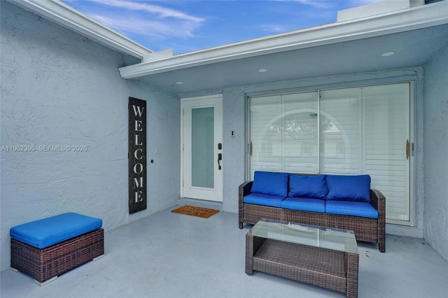 9774 NW 19th Pl, Sunrise, FL 33322