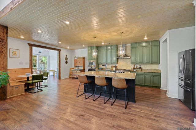 7596 Tunica Trace, St Francisville, LA 70775