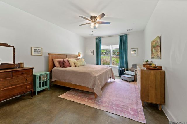 7596 Tunica Trace, St Francisville, LA 70775