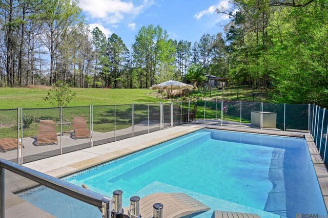 7596 Tunica Trace, St Francisville, LA 70775