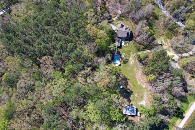 7596 Tunica Trace, St Francisville, LA 70775