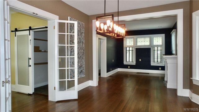 829 Auburn Avenue, Buffalo, NY 14222