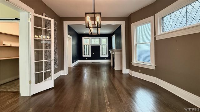 829 Auburn Avenue, Buffalo, NY 14222