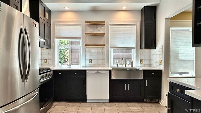 829 Auburn Avenue, Buffalo, NY 14222