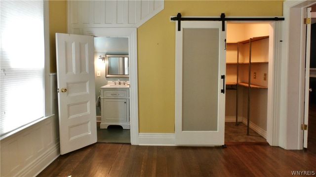 829 Auburn Avenue, Buffalo, NY 14222
