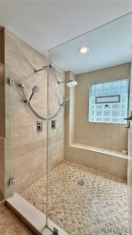 829 Auburn Avenue, Buffalo, NY 14222