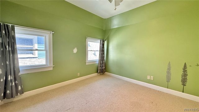 829 Auburn Avenue, Buffalo, NY 14222