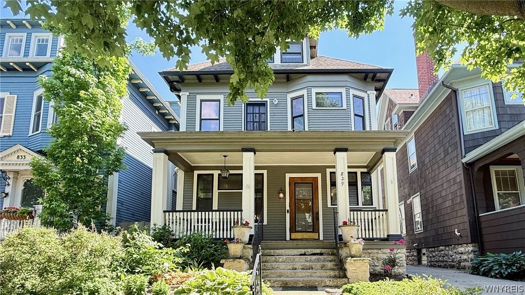 829 Auburn Avenue, Buffalo, NY 14222