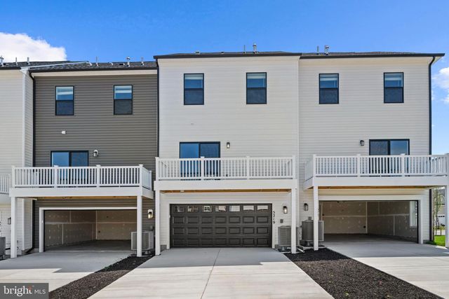 9004 WARENDORF WAY, Upper Marlboro, MD 20774