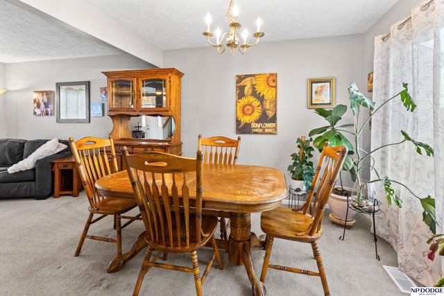 2705 Arrowhead Lane, Bellevue, NE 68123