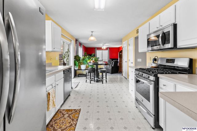 2705 Arrowhead Lane, Bellevue, NE 68123