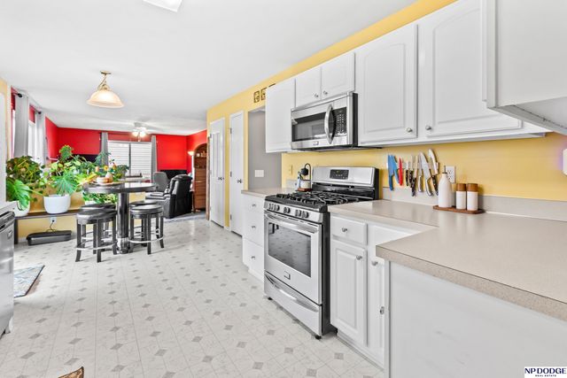 2705 Arrowhead Lane, Bellevue, NE 68123