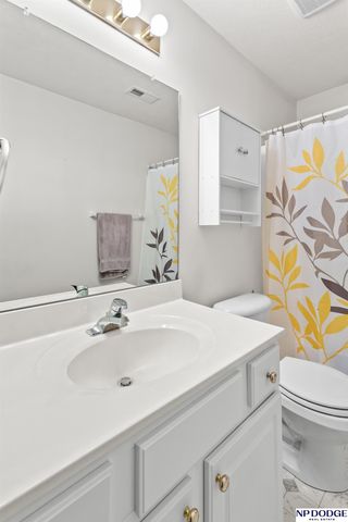 2705 Arrowhead Lane, Bellevue, NE 68123