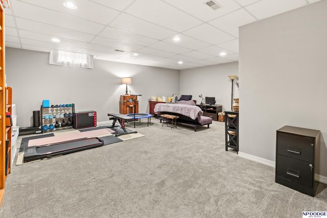 2705 Arrowhead Lane, Bellevue, NE 68123