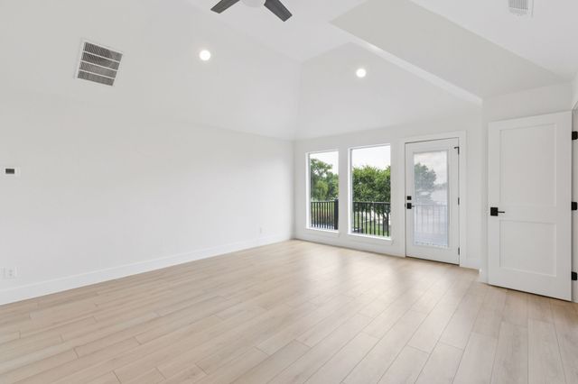 6124 Lake Shore Drive, Fort Worth, TX 76179