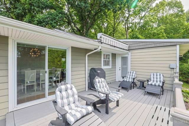 211 Hilltop Lane, Wyoming, OH 45215