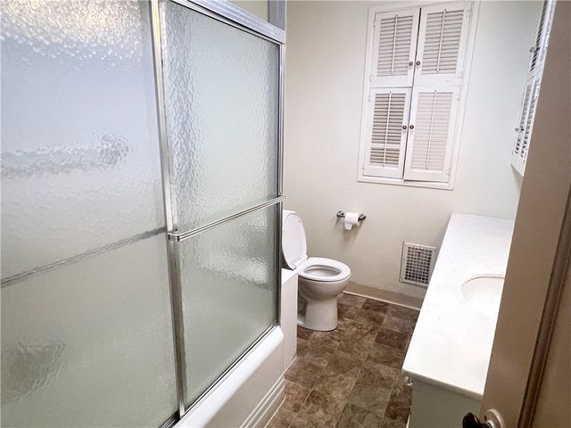 1307 6th Ave, Beaver Falls, PA 15010