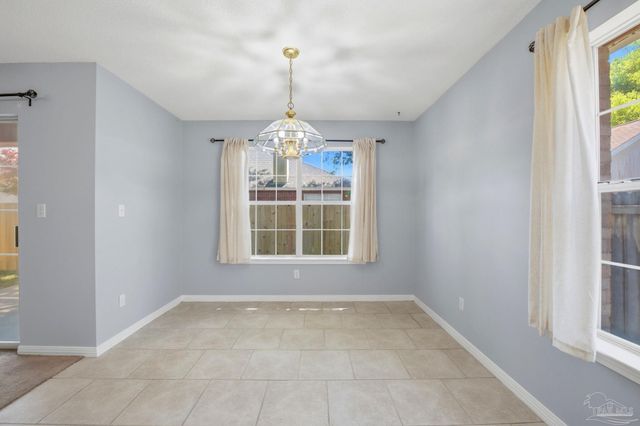 2196 Topaz Ct, Ft Walton Beach, FL 32547