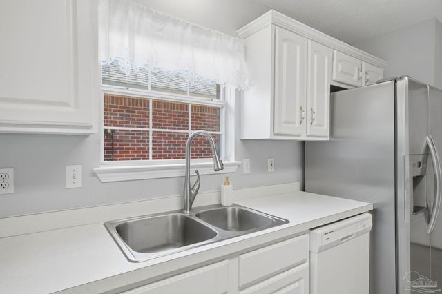 2196 Topaz Ct, Ft Walton Beach, FL 32547