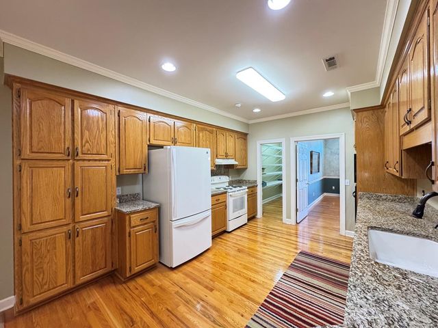 203 Corey, Dothan, AL 36305