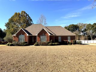 203 Corey, Dothan, AL 36305