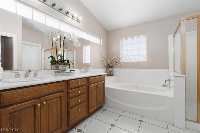 2635 Regency Cove Court, Las Vegas, NV 89121