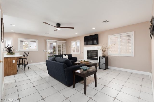 2635 Regency Cove Court, Las Vegas, NV 89121