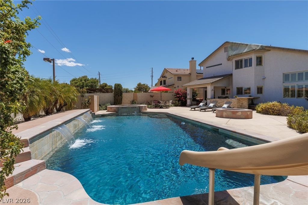 2635 Regency Cove Court, Las Vegas, NV 89121