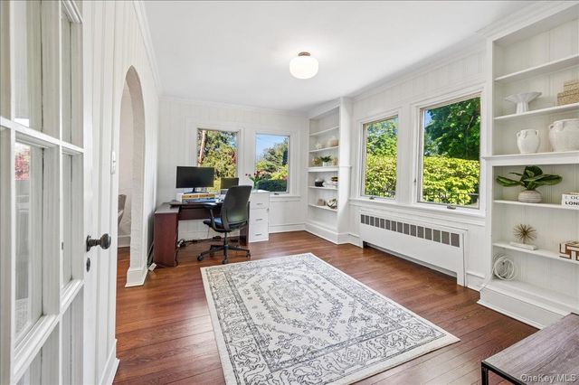 62 Broadfield Road, New Rochelle, NY 10804