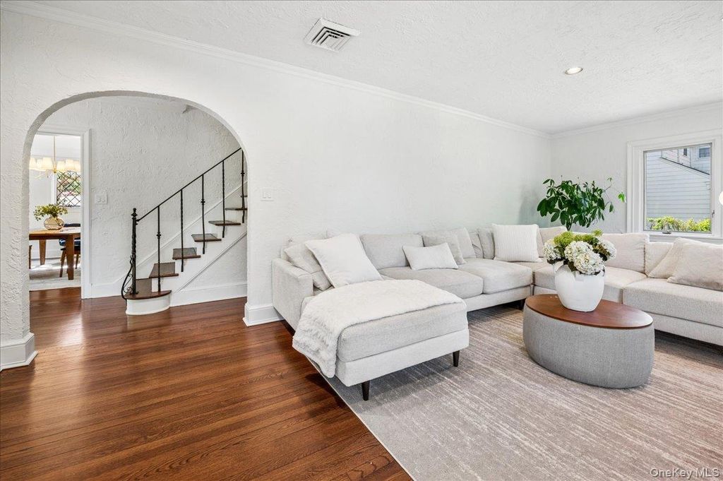 62 Broadfield Road, New Rochelle, NY 10804 — photo 5