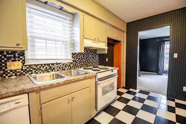 107 Pin Oak Drive, Lancaster, KY 40444