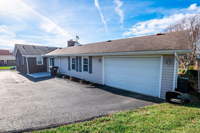 107 Pin Oak Drive, Lancaster, KY 40444